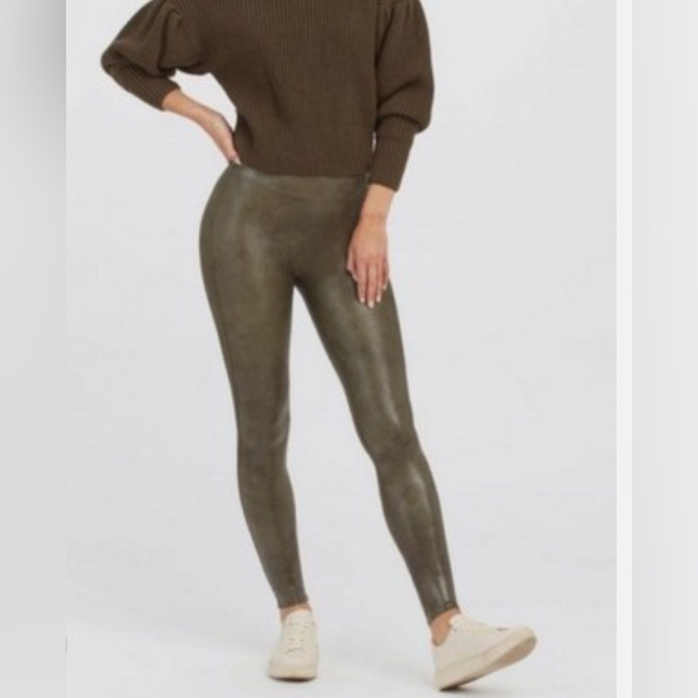 SPANX  Crocodile Embossed High-Waisted Leggings